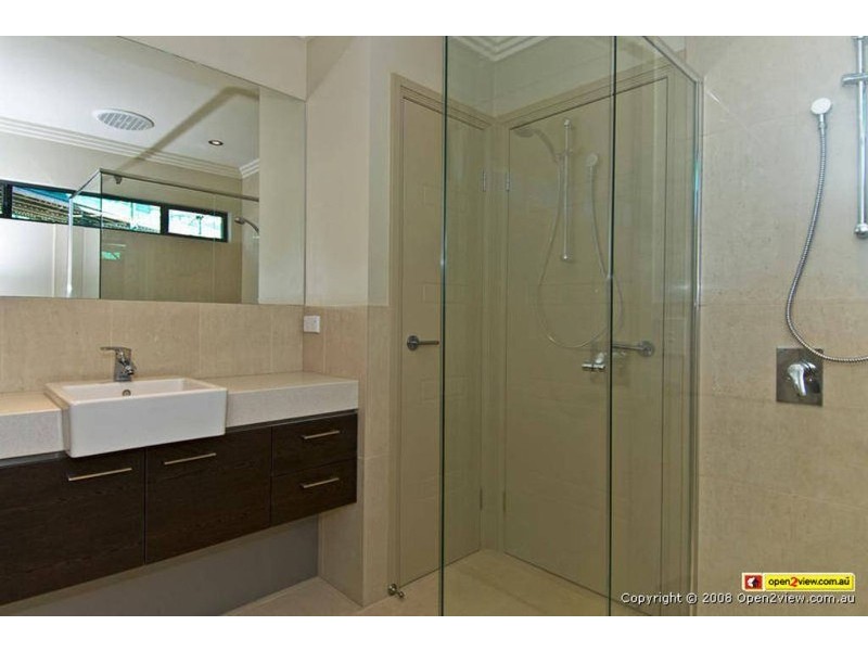 3/18 Menton Avenue, Varsity Lakes QLD 4227