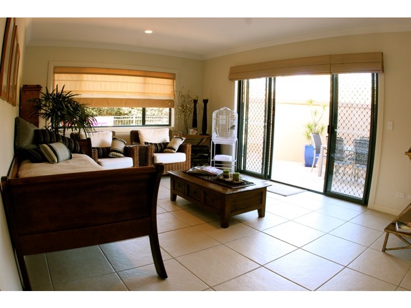 11/117 Palm Meadows Drive, Carrara QLD 4211