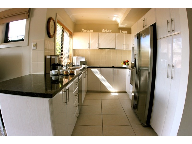 11/117 Palm Meadows Drive, Carrara QLD 4211