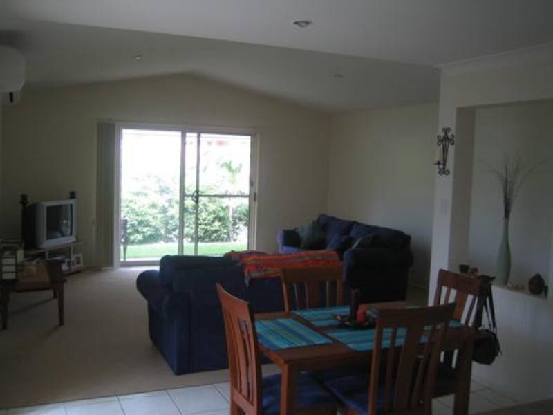 3 Sharscay Close, Burleigh Heads QLD 4220