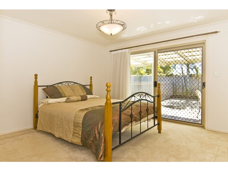 12 Bushlark Street, Varsity Lakes QLD 4227