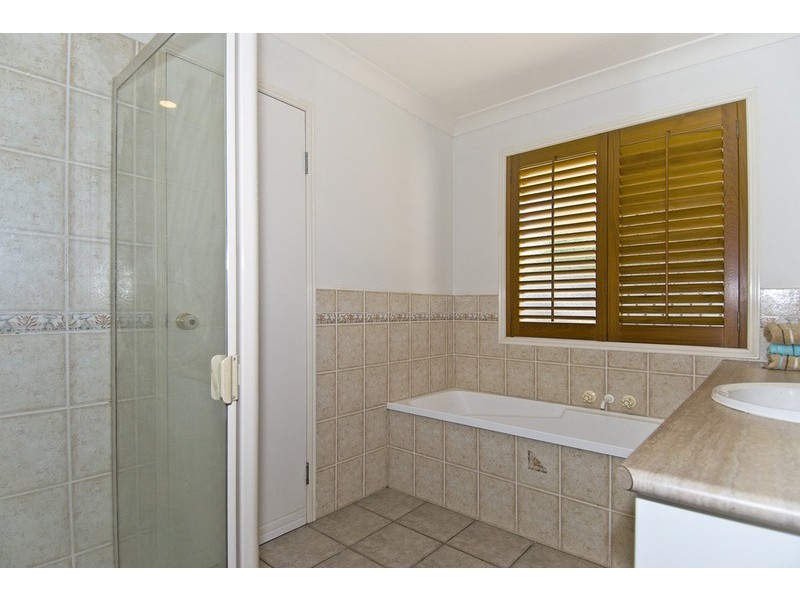 12 Bushlark Street, Varsity Lakes QLD 4227