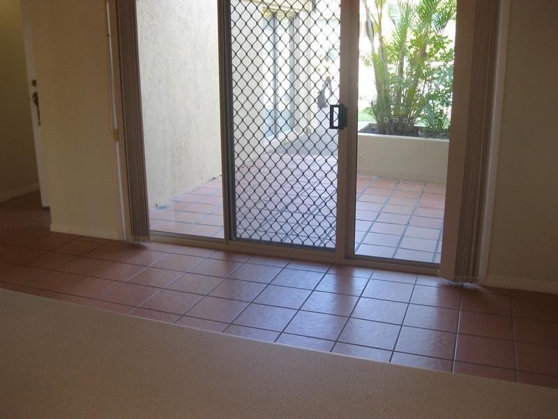 126/152 Palm Meadows Drive, Carrara QLD 4211