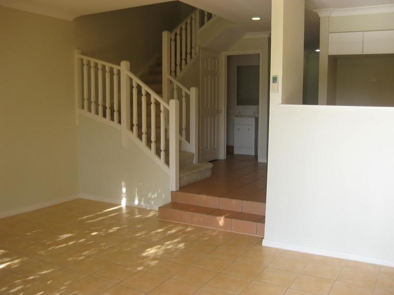 126/152 Palm Meadows Drive, Carrara QLD 4211