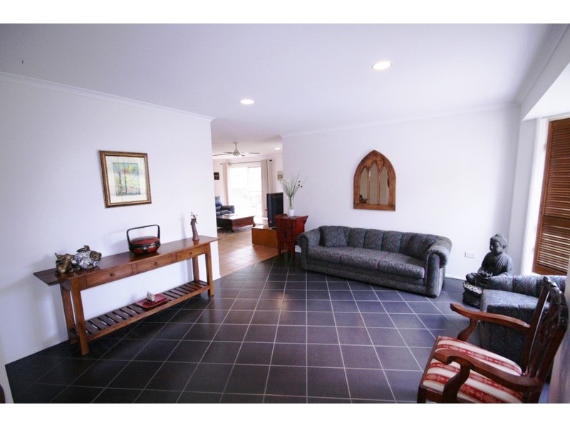 42 Merridown Drive, Merrimac QLD 4226