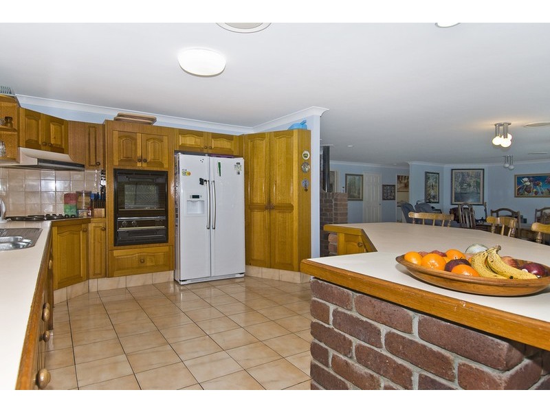 4 Rawle Court, Broadbeach Waters QLD 4218