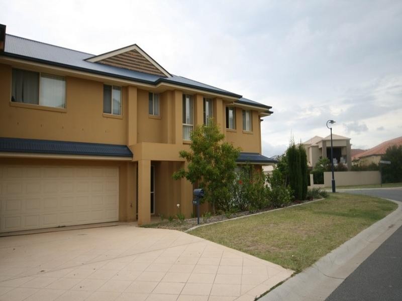 Varsity Lakes QLD 4227