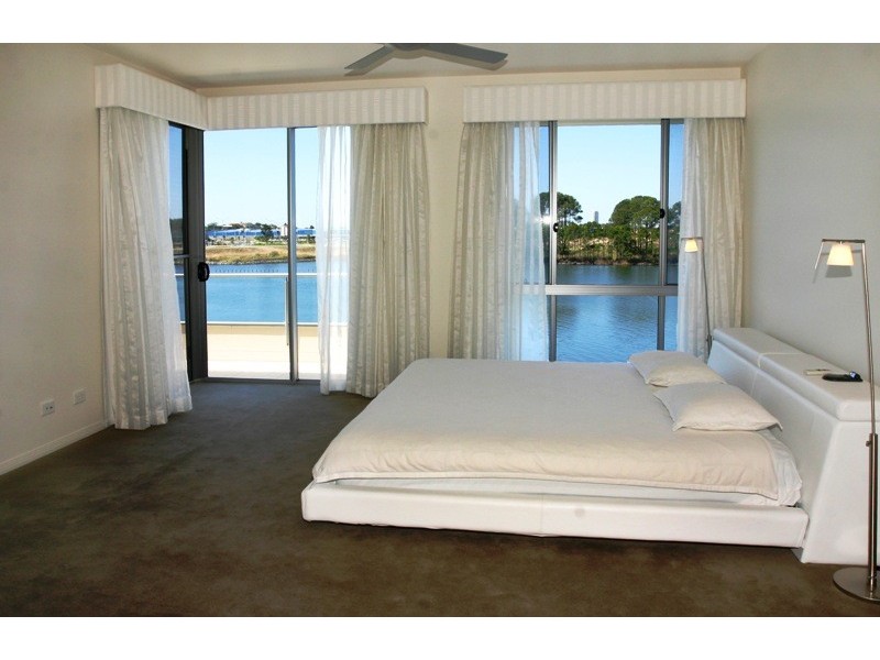 80/255 Varsity Parade, Varsity Lakes QLD 4227