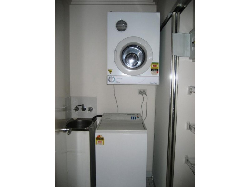 24 Market Square, 201 Varsity Parade, Varsity Lakes QLD 4227