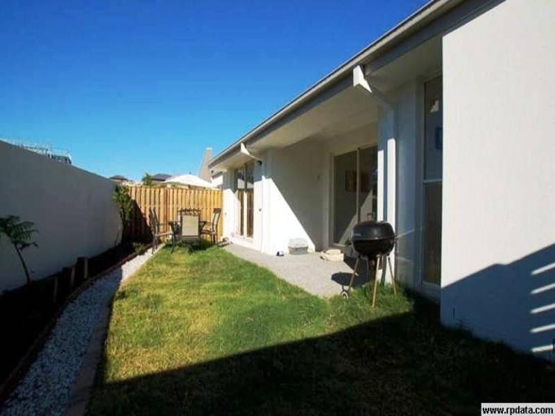 2/15 Aquarius Street, Reedy Creek QLD 4227