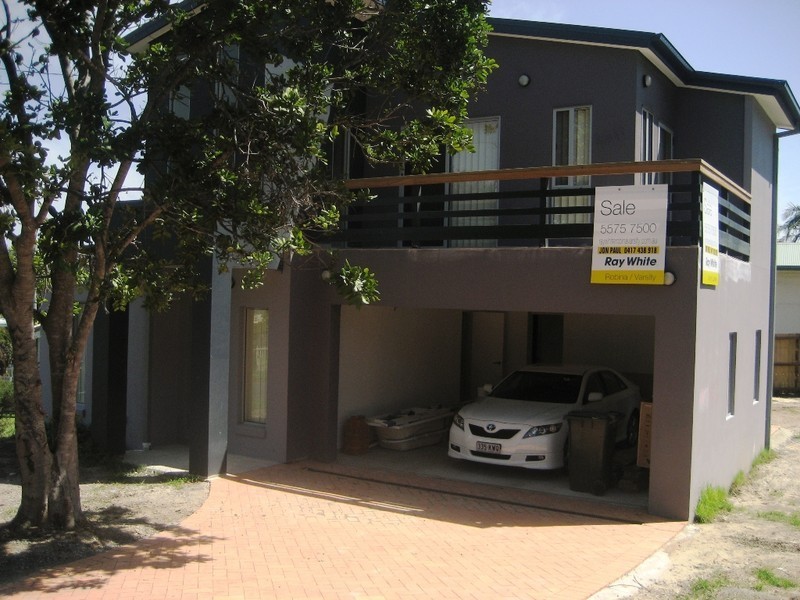 Varsity Lakes QLD 4227