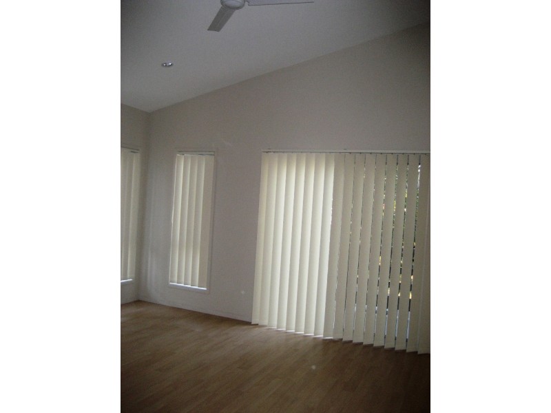 Varsity Lakes QLD 4227