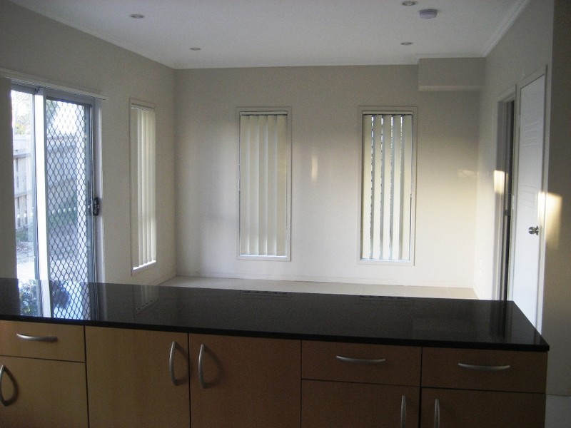 Varsity Lakes QLD 4227