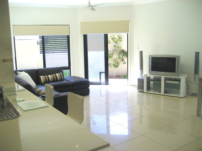 2/117 Bayswater Avenue, Varsity Lakes QLD 4227