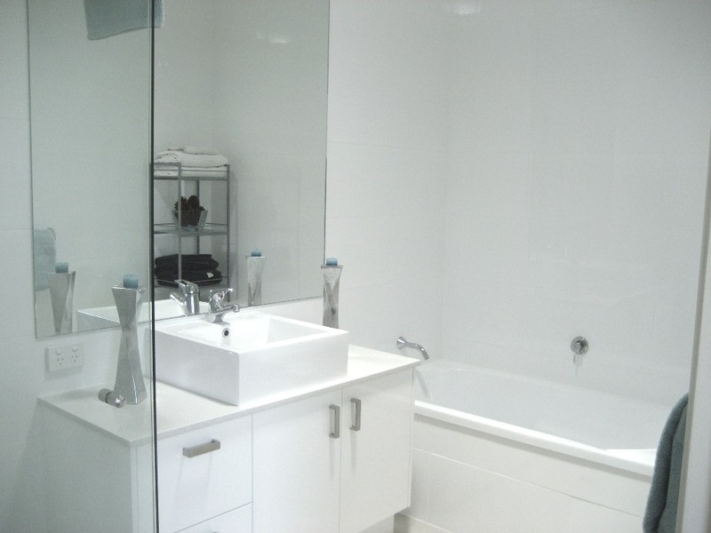 2/117 Bayswater Avenue, Varsity Lakes QLD 4227