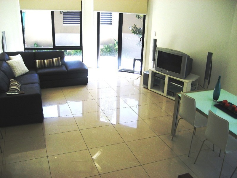 2/117 Bayswater Avenue, Varsity Lakes QLD 4227