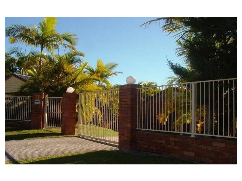 22 Tincurrin Court, Robina QLD 4226
