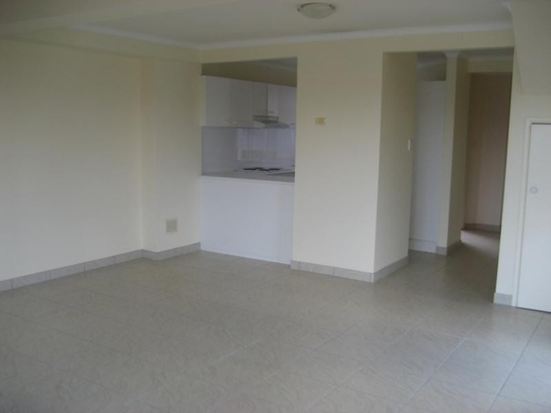 5/6 Lowood Court, Varsity Lakes QLD 4227