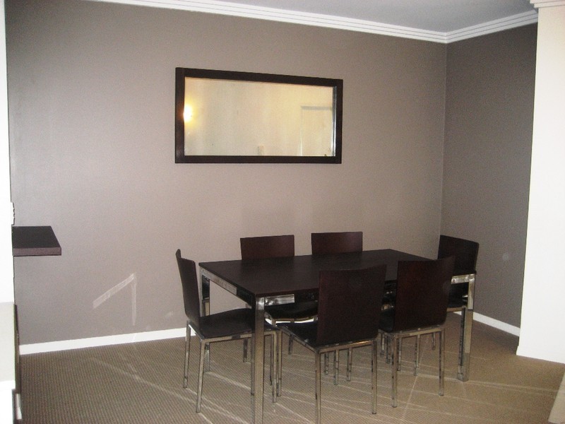 24/201 Market Square Varsity Parade, Varsity Lakes QLD 4227