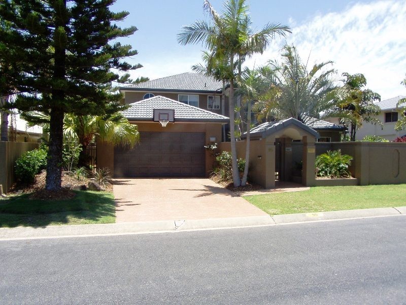 Robina QLD 4226