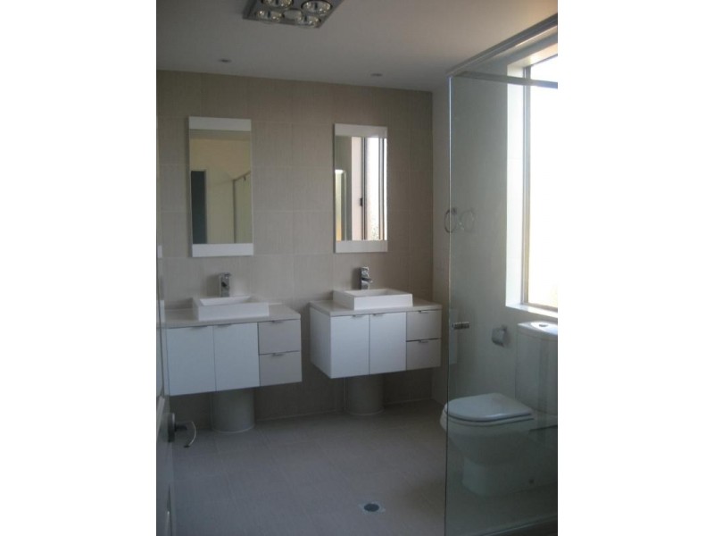 Varsity Lakes QLD 4227