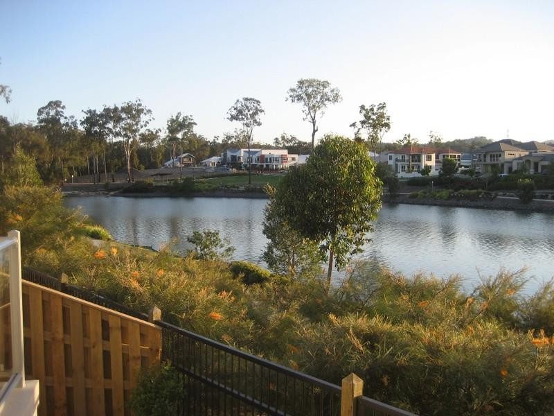 Varsity Lakes QLD 4227