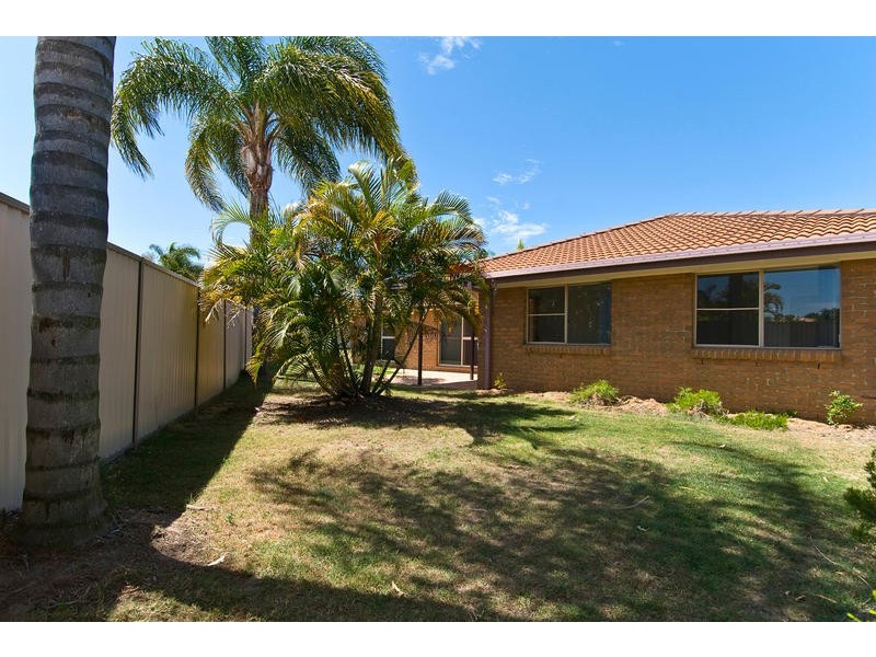 8 Carrum Court, Robina QLD 4226