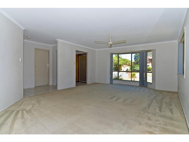 8 Carrum Court, Robina QLD 4226