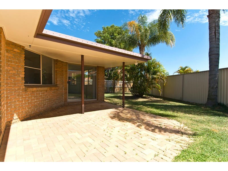 8 Carrum Court, Robina QLD 4226