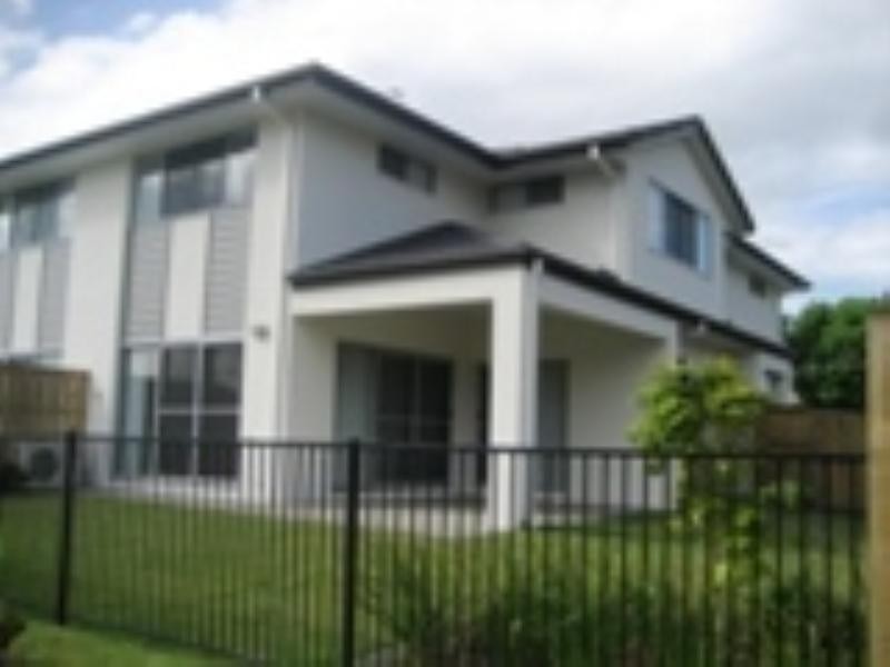 Varsity Lakes QLD 4227