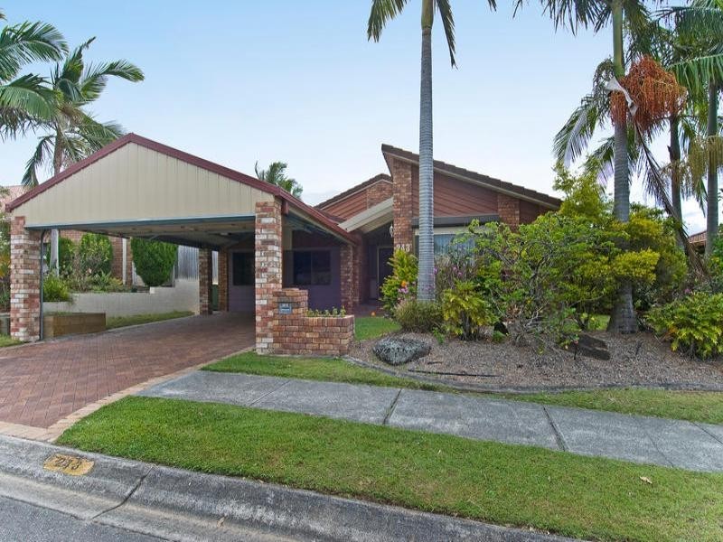 243 Ron Penhaligon Way, Robina QLD 4226