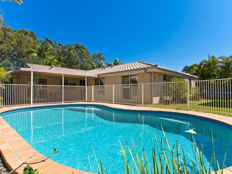 40 Camberwell Circuit, Robina QLD 4226