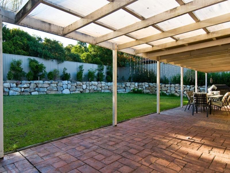 15 Glen Iris Place, Robina QLD 4226