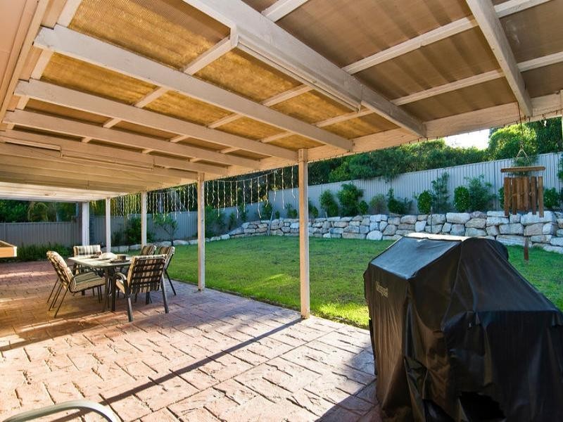 15 Glen Iris Place, Robina QLD 4226