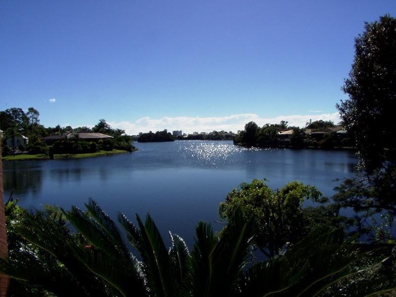 40 Manly Drive, Robina QLD 4226