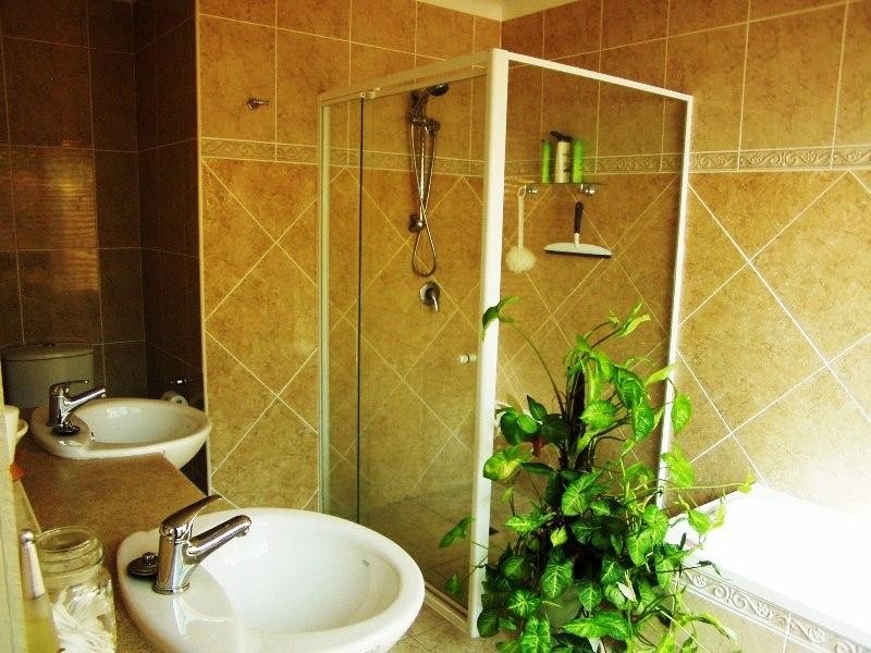 40 Manly Drive, Robina QLD 4226