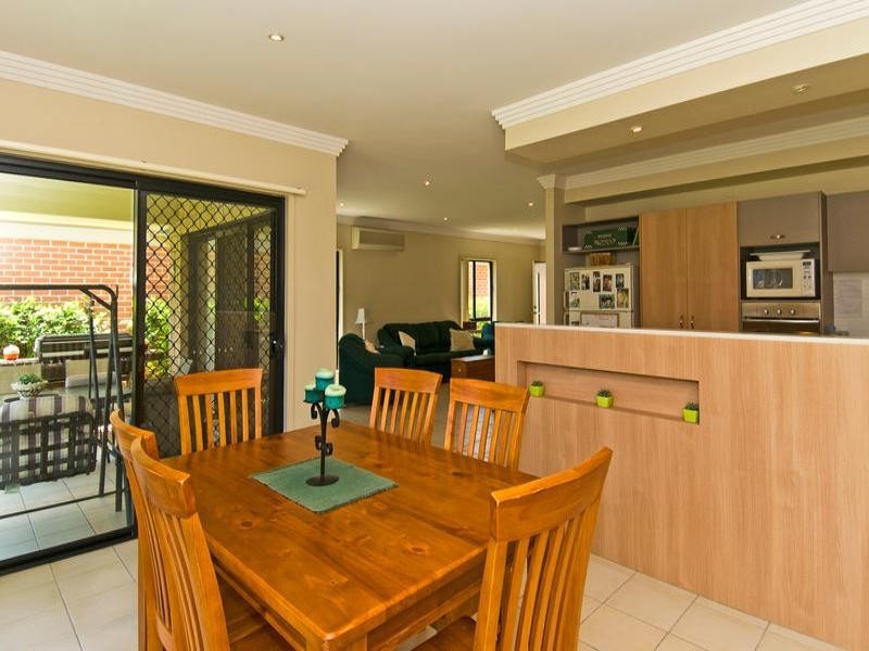 21 Royal Woods Drive, Robina QLD 4226