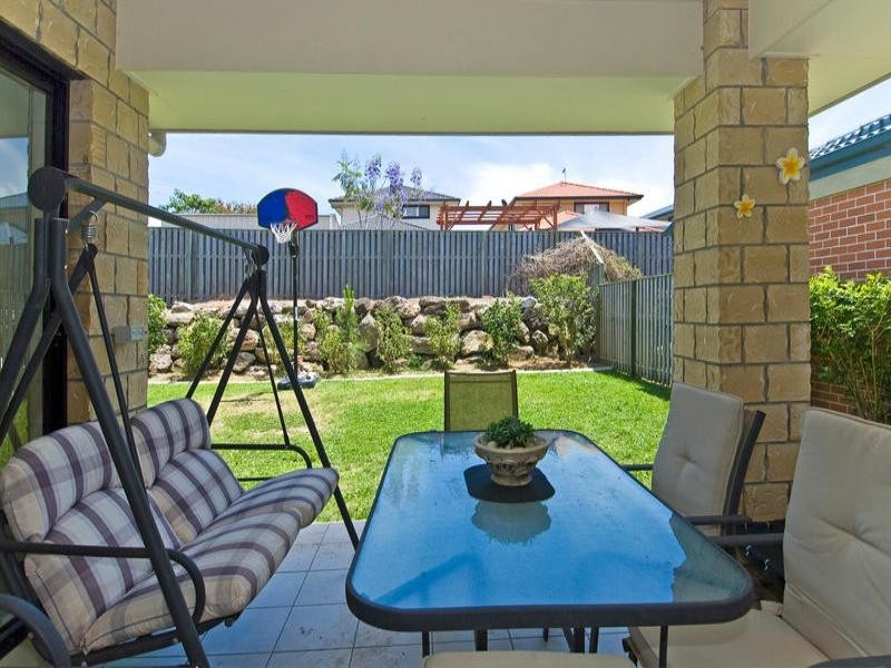 21 Royal Woods Drive, Robina QLD 4226
