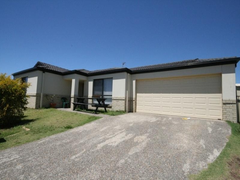 7 Fan Road, Robina QLD 4226