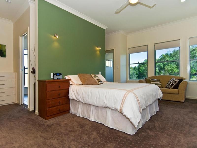 10 Ensor Street, Mudgeeraba QLD 4213