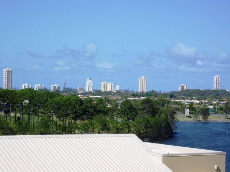 Varsity Lakes QLD 4227