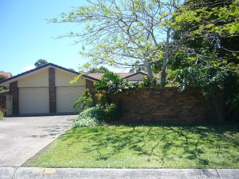 7 Sawgrass Place, Robina QLD 4226