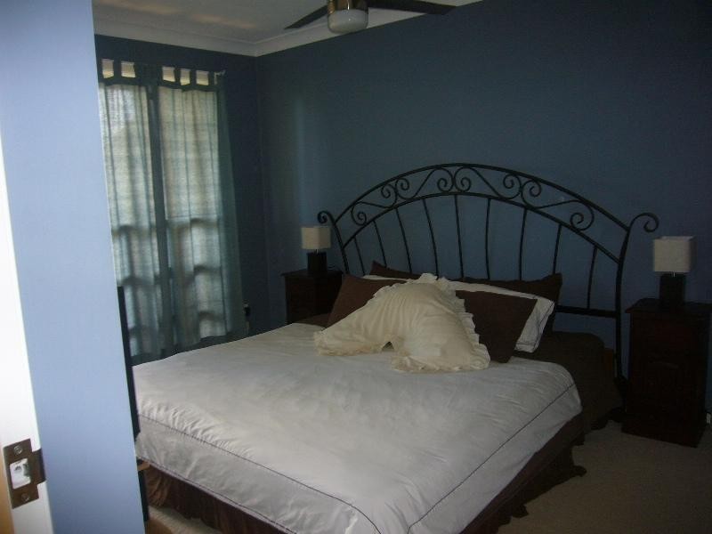 Clear Island Waters QLD 4226