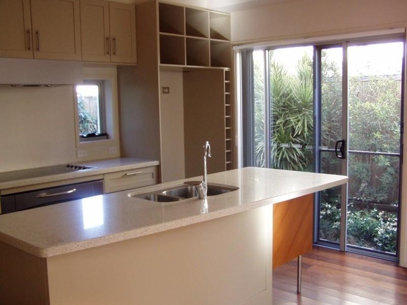 15 Avellino Drive, Varsity Lakes QLD 4227