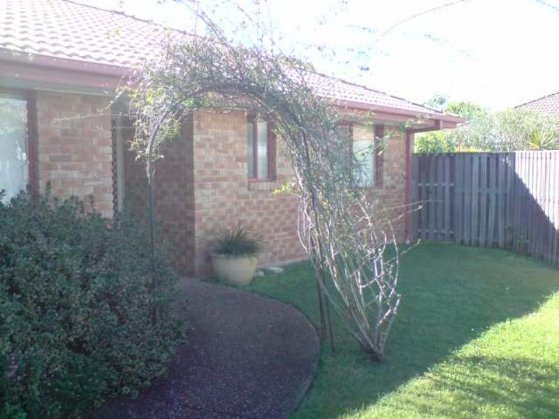 2/5 Fredrick Court, Varsity Lakes QLD 4227