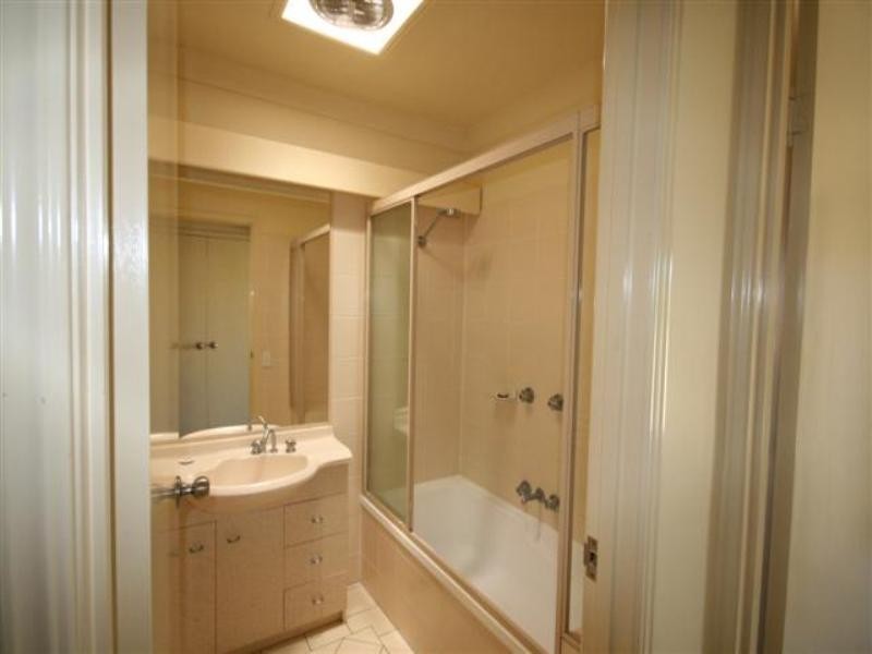 96/215 Cottesloe Drive, Mermaid Waters QLD 4218