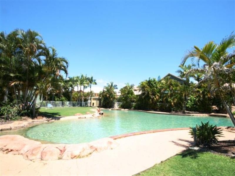 96/215 Cottesloe Drive, Mermaid Waters QLD 4218