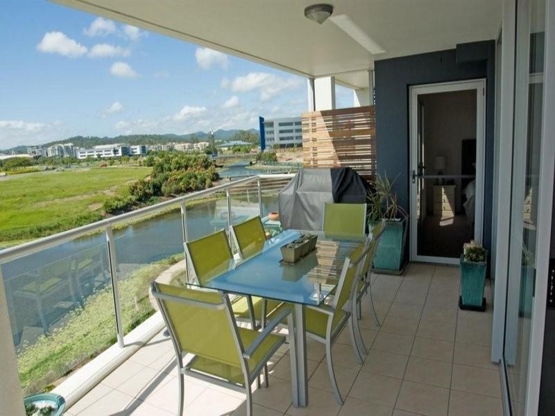 18/11 Promenade Avenue, Robina QLD 4226