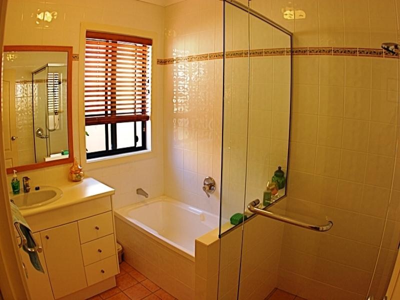 30/85 Palm Meadows Drive, Carrara QLD 4211