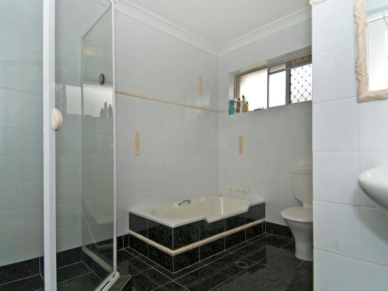 Broadbeach Waters QLD 4218